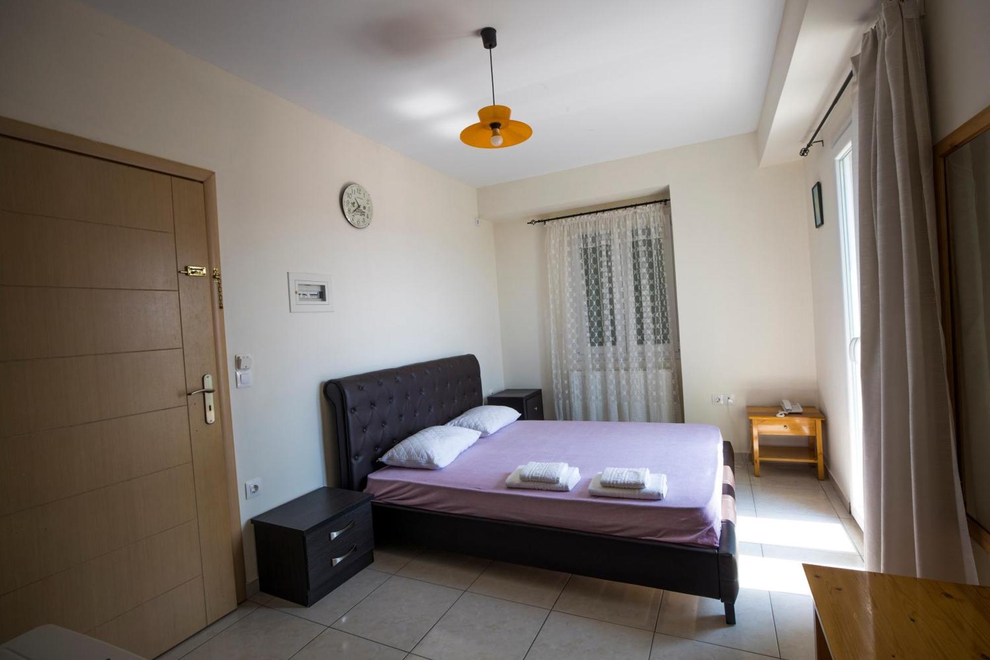 Hotel Pyrgos Sofokleous Mytilíni Exterior foto
