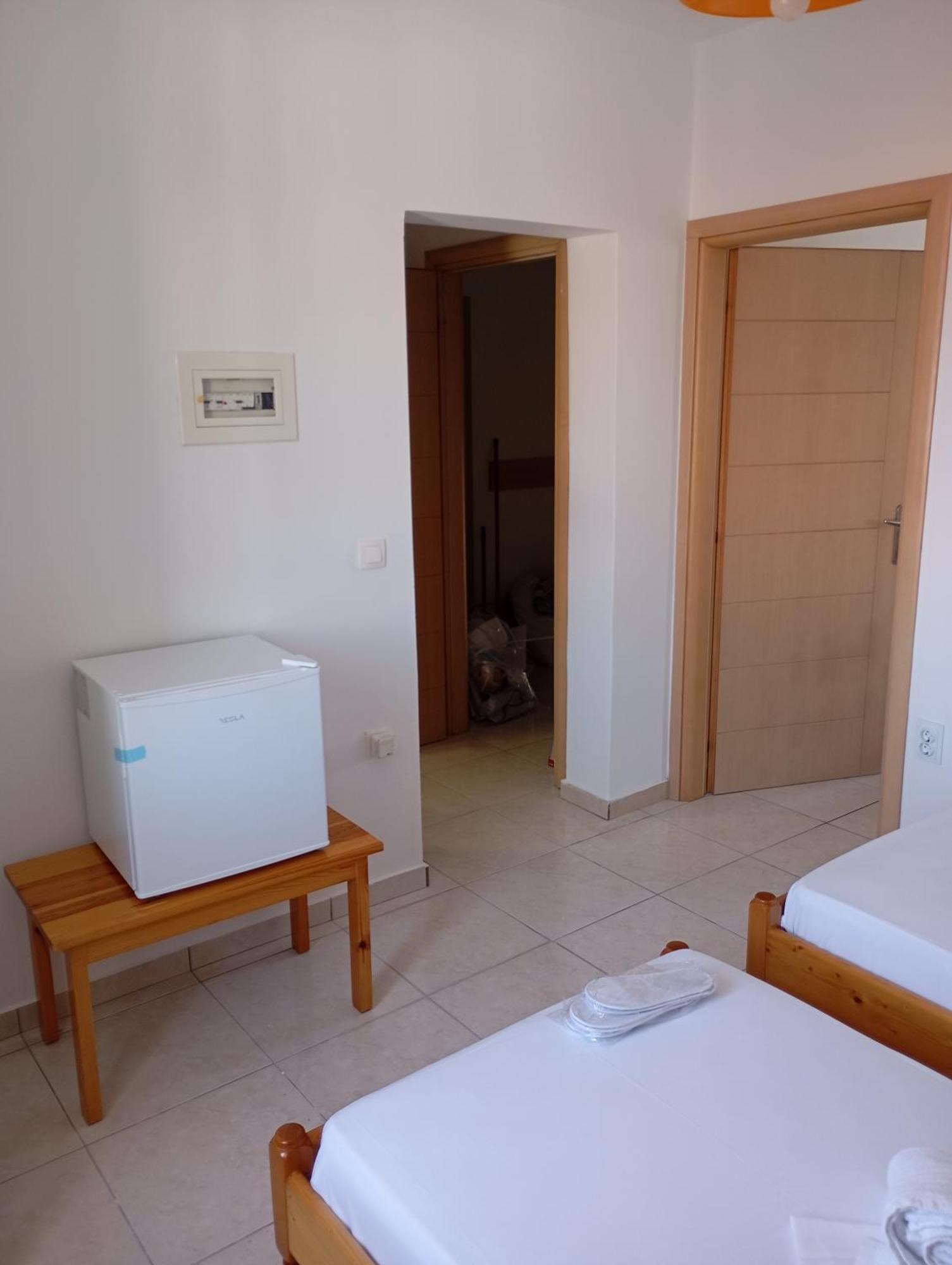 Hotel Pyrgos Sofokleous Mytilíni Exterior foto